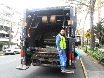 Camión recolector de basura - Fotografía de Mariluz Soto