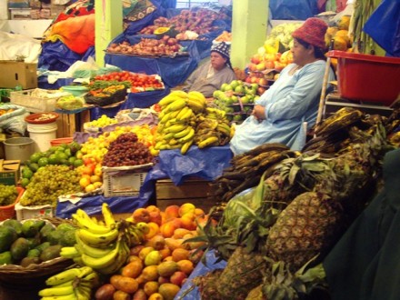 Mercado de frutas en Copacabana - Fotografía de Pilar Clemente